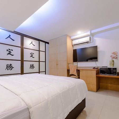 Pasadena Lodge Pattaya Extérieur photo