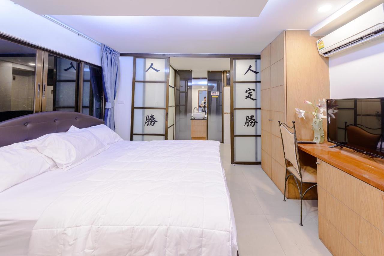 Pasadena Lodge Pattaya Extérieur photo