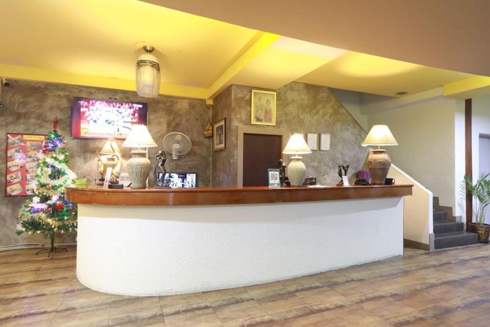 Pasadena Lodge Pattaya Extérieur photo