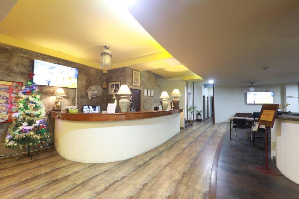 Pasadena Lodge Pattaya Extérieur photo